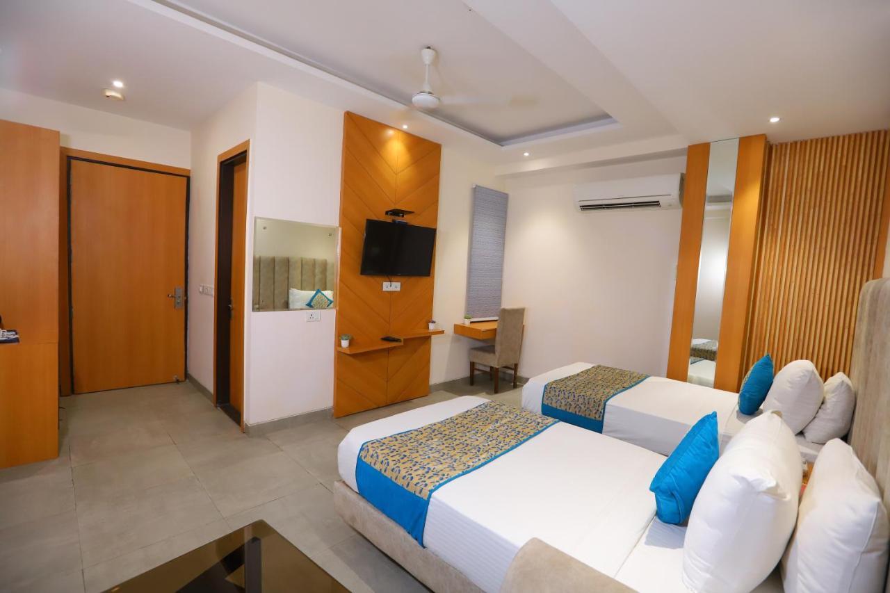 Hotel Stanley By Foxi Group- Near Delhi International Airport Ню Делхи Екстериор снимка