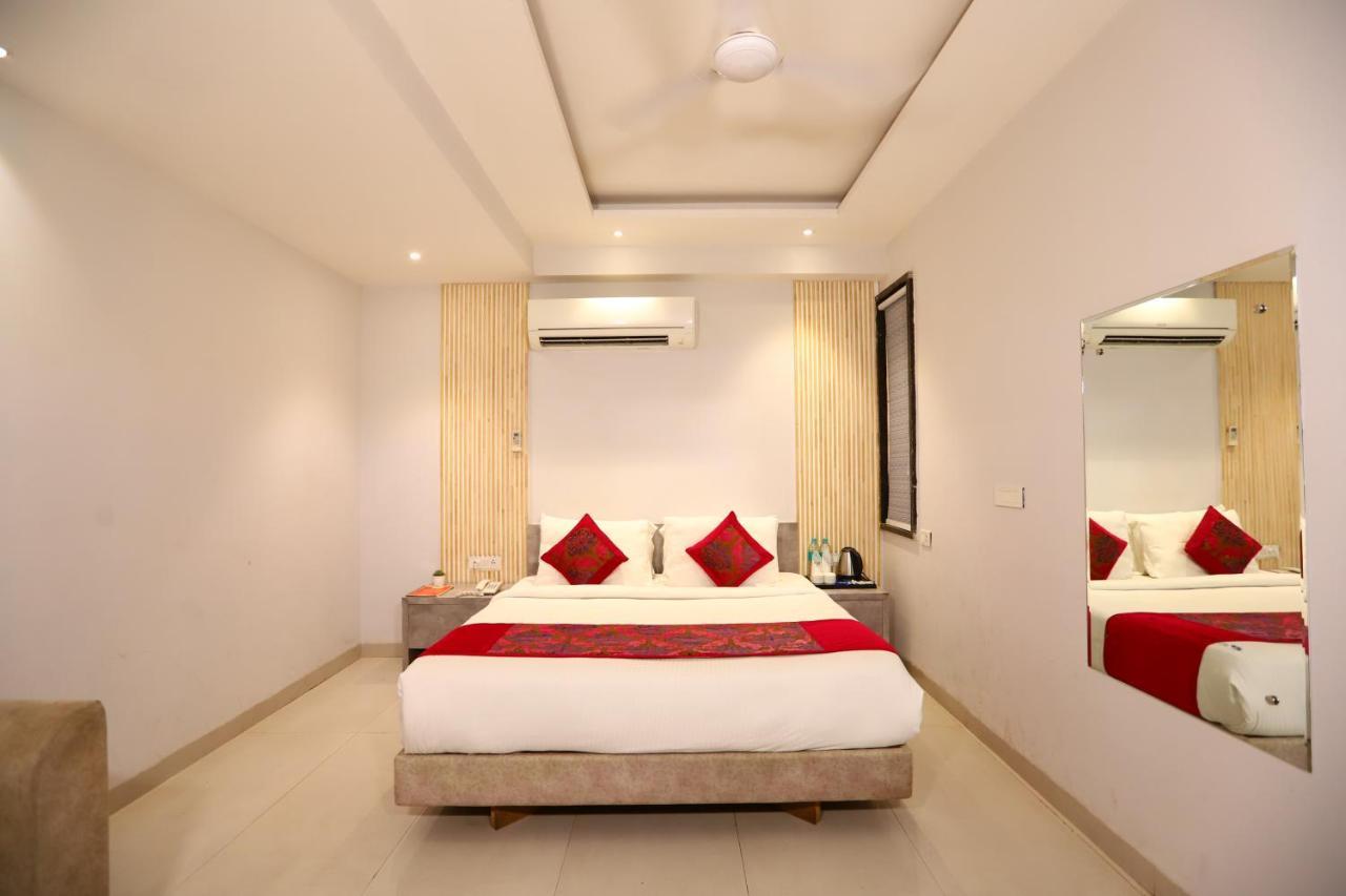 Hotel Stanley By Foxi Group- Near Delhi International Airport Ню Делхи Екстериор снимка