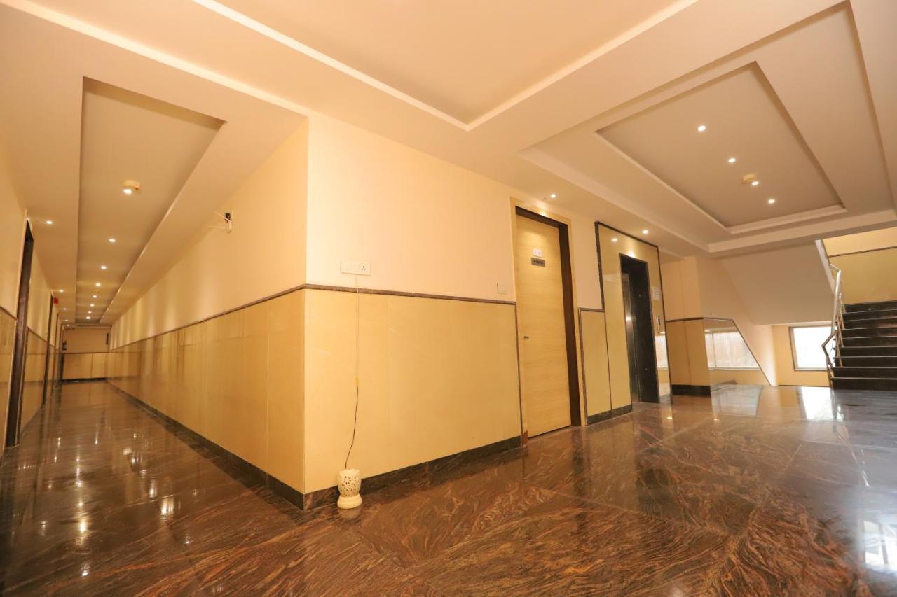 Hotel Stanley By Foxi Group- Near Delhi International Airport Ню Делхи Екстериор снимка