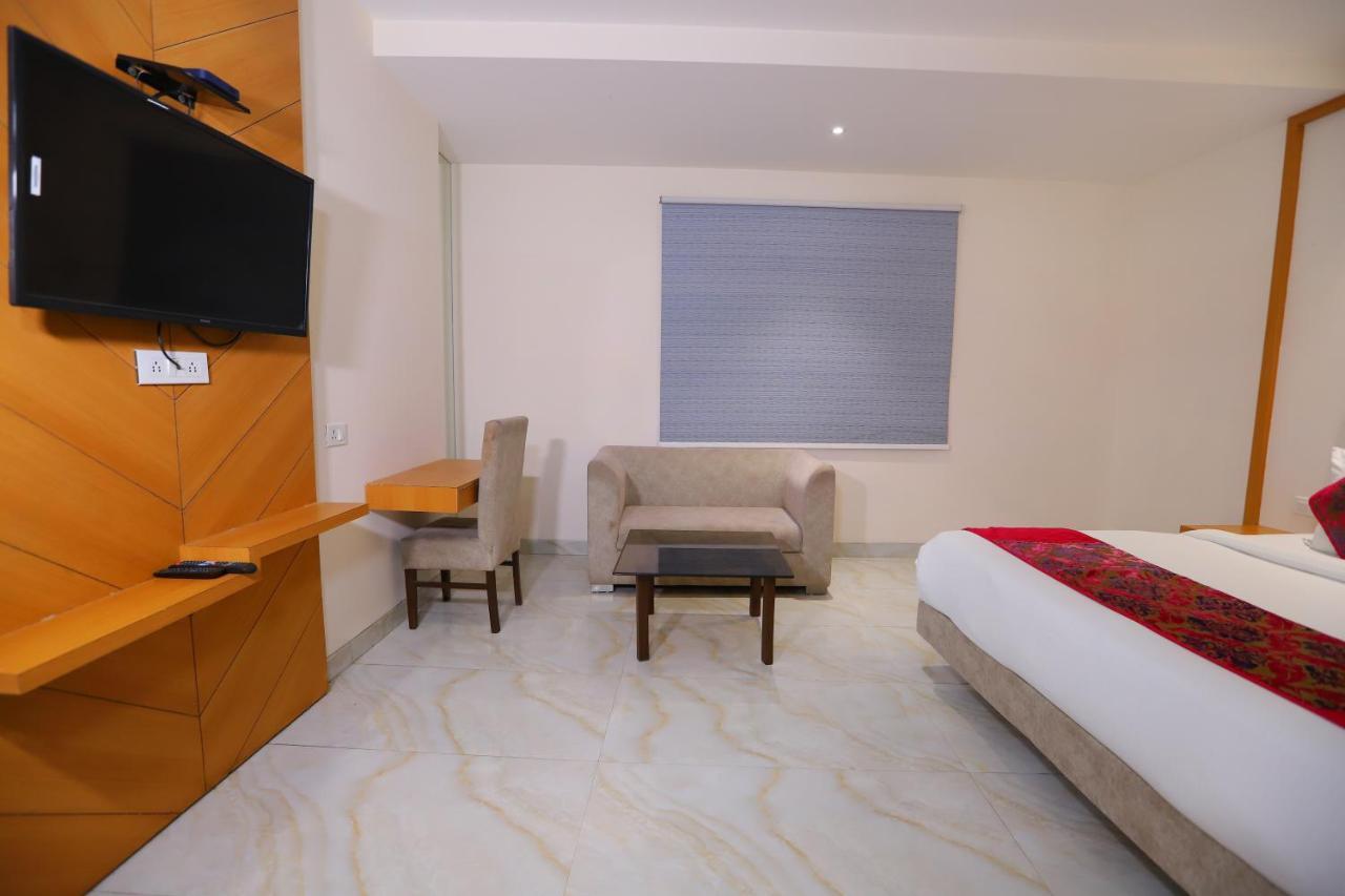 Hotel Stanley By Foxi Group- Near Delhi International Airport Ню Делхи Екстериор снимка