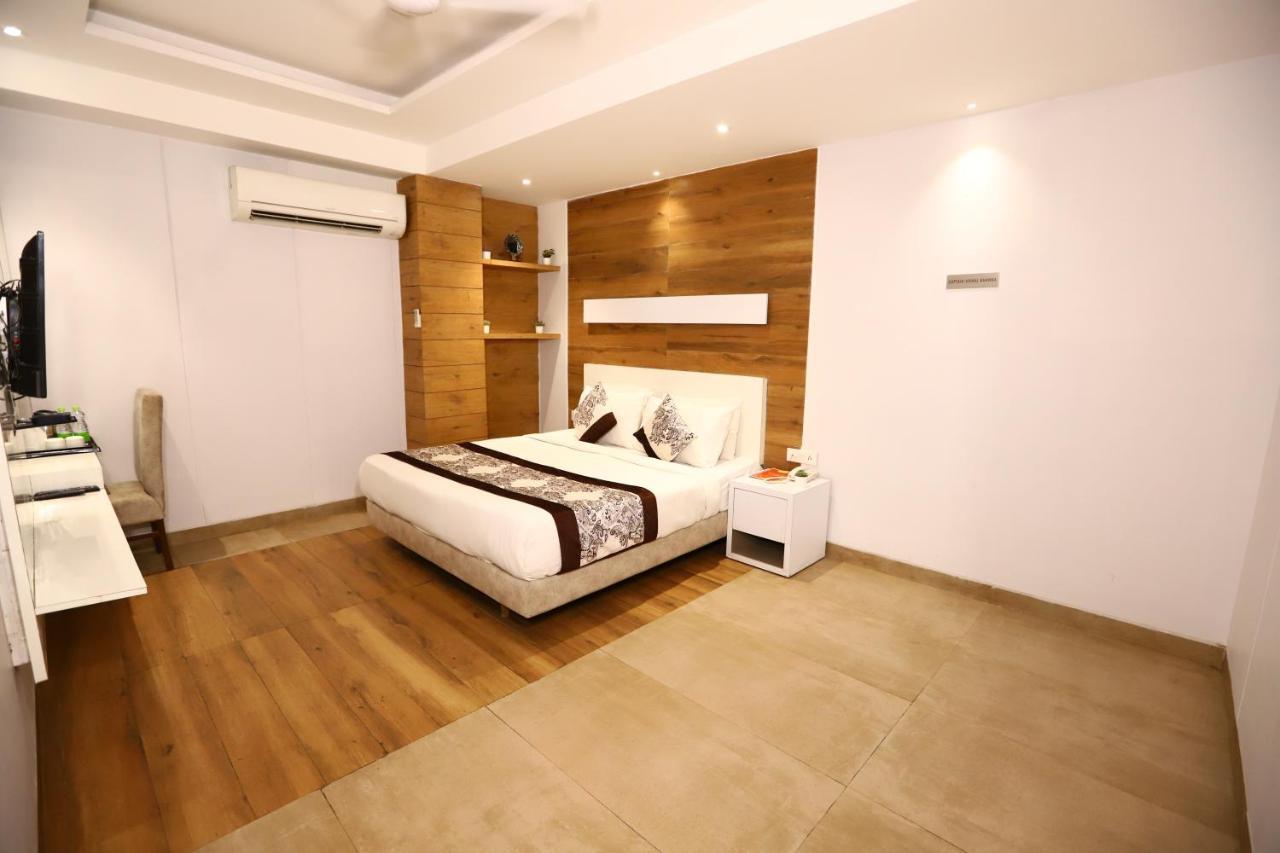 Hotel Stanley By Foxi Group- Near Delhi International Airport Ню Делхи Екстериор снимка